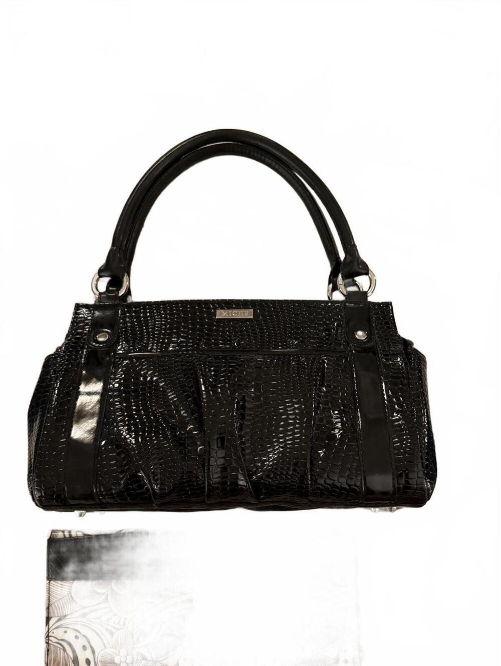 Miche Handbag with 2 Interchangeable Covers - Picture 3 of 6